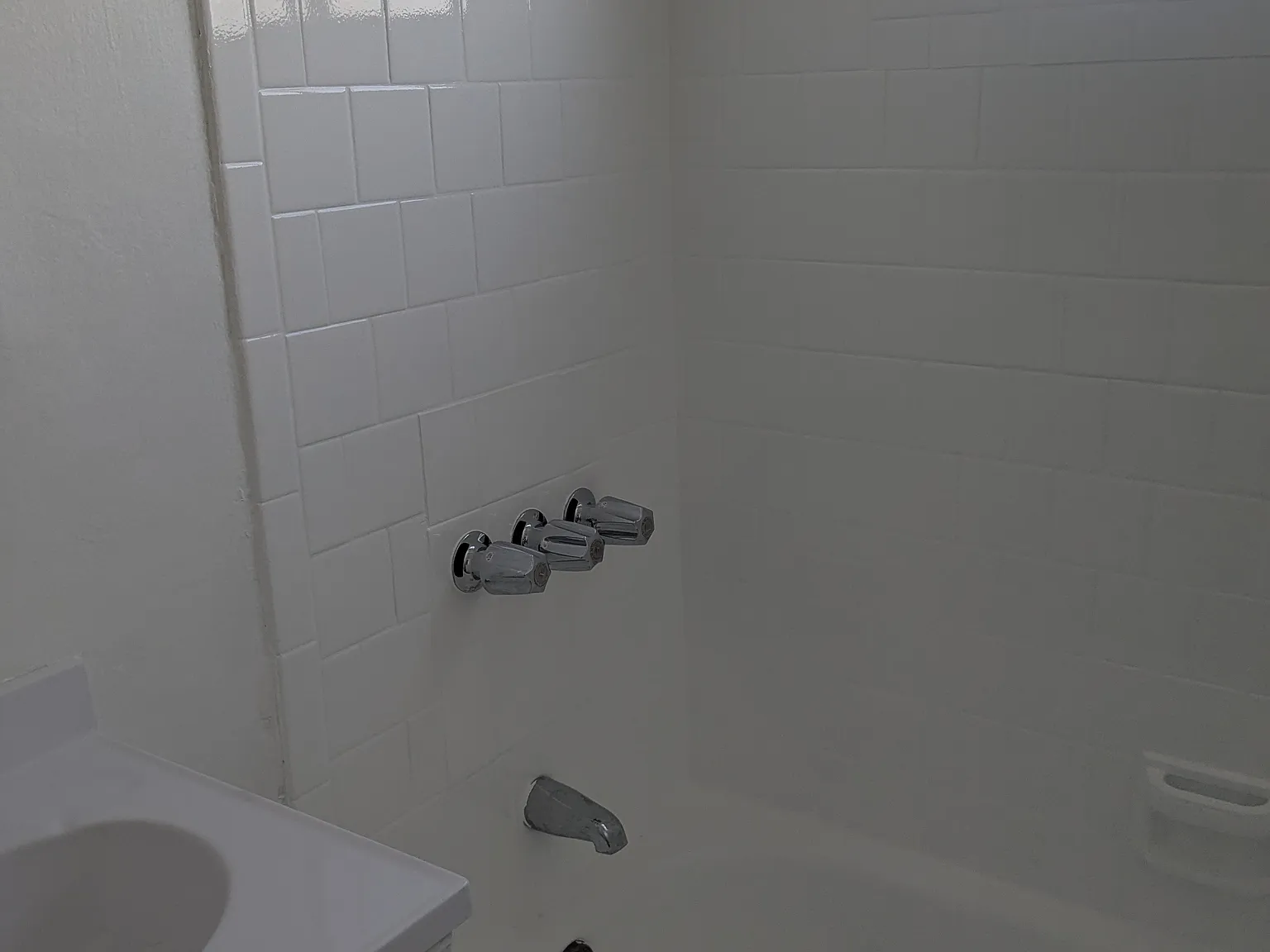 2 bed, 750 sqft, $2,000 — Photo 3