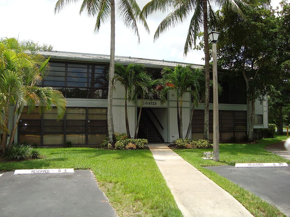 1st image of 9723 Hammocks Blvd APT 105G