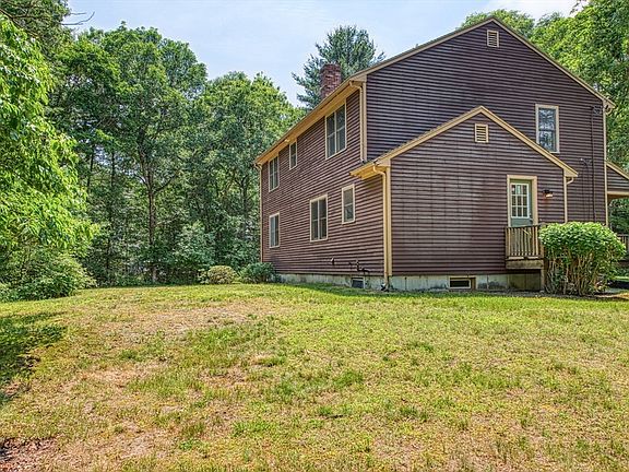 3rd image of 8 Sears Island Dr