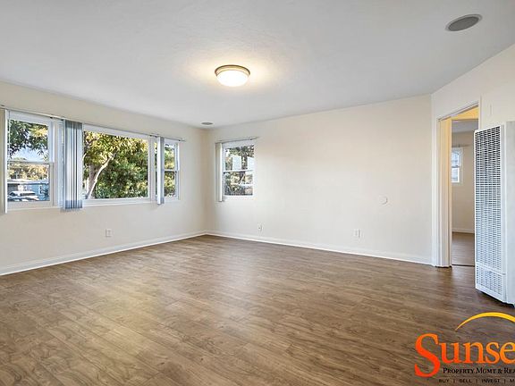 4th image of 2644 Figueroa Blvd