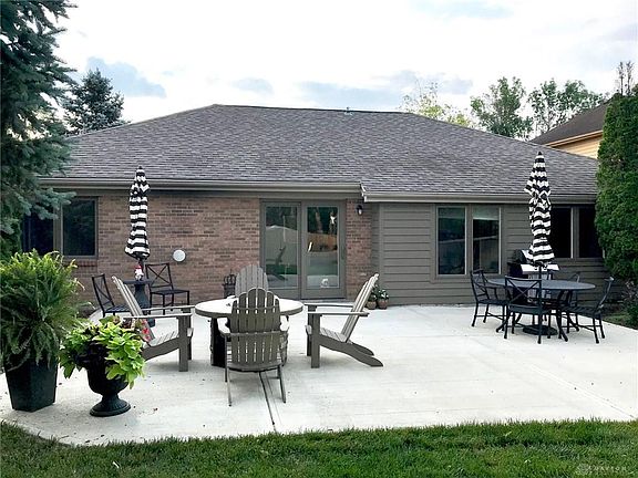 3rd image of 125 Myers Creek Ln
