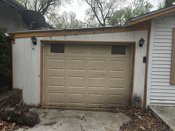 2nd image of 1228 Lakeview Ave