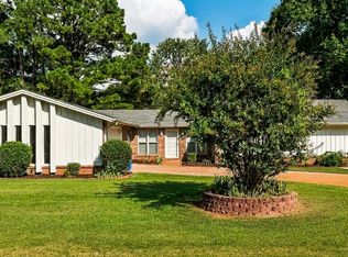 118 W Oak Hill Dr, Florence, AL 35633