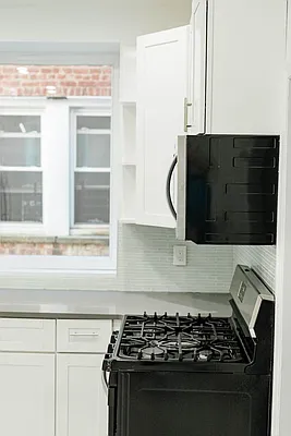 Rented by Pomegranate Property Management LLC | media 11