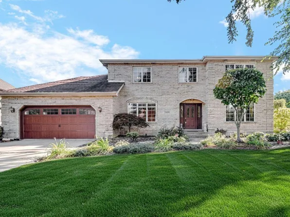 1432 Coventry Ln, Munster, IN 46321