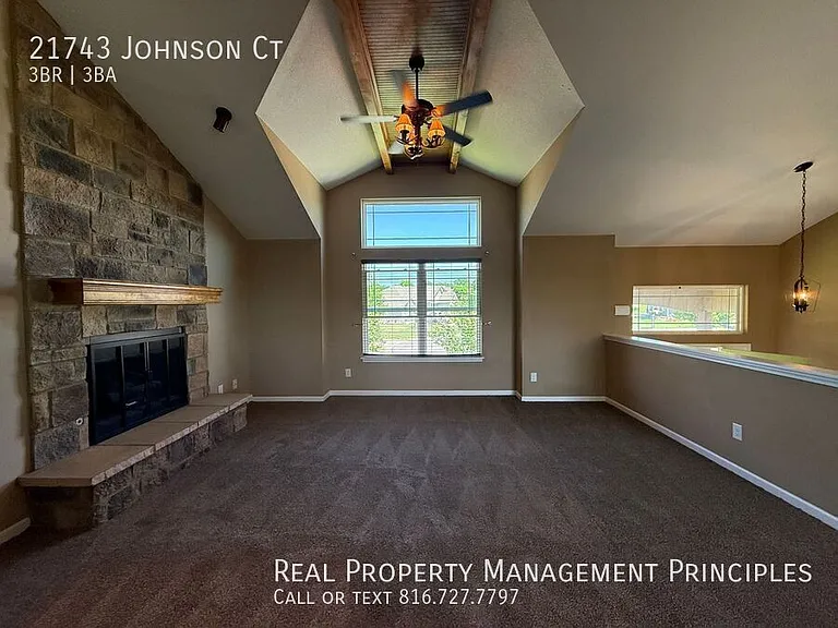 21743 Johnson Ct — Photo 4