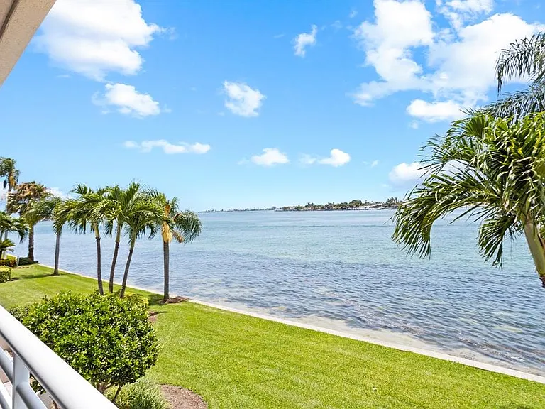 6093 Bahia Del Mar Cir #277 — Photo 17