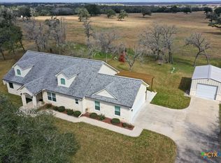 229 Padre Ln, Victoria, TX 77905