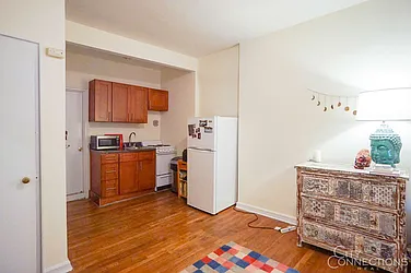 Rented by City Connections Realty