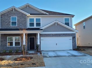 136 Shepherds Landing Dr, Mooresville, NC 28115