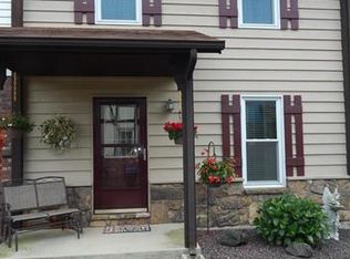 27 Station W, Waterloo, IL 62298