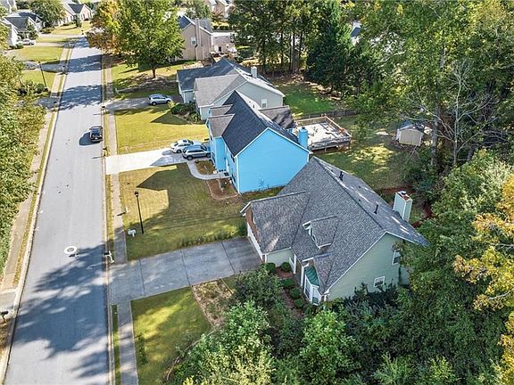4th image of 3050 Dogwood Creek Pkwy
