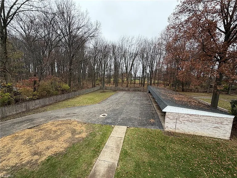 52 Southwoods Ave #6 — Photo 10