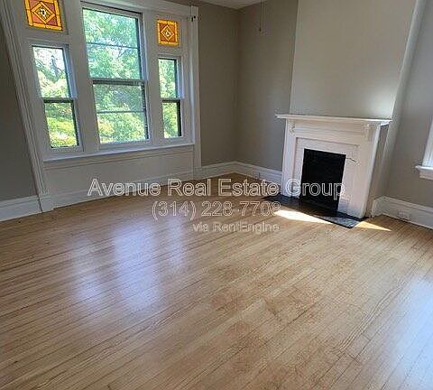 2nd image of 4950 Magnolia Ave Unit 2