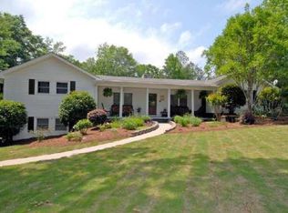 332 Flat Creek Trl, Fayetteville, GA 30214