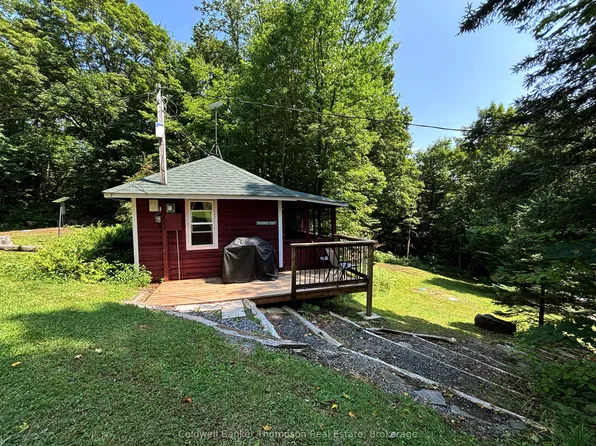 1341 Billie Bear Rd, Lake Of Bays, ON P1H 2J6