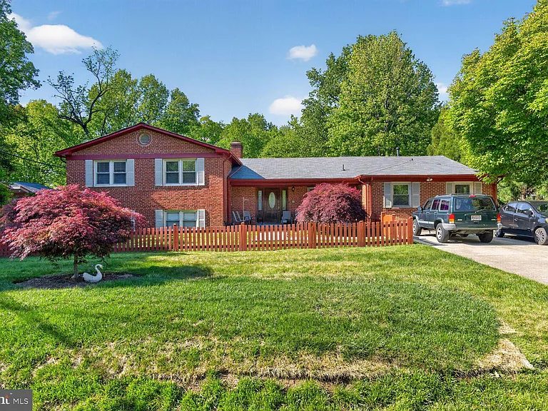 6013 Neilwood Dr — Photo 16