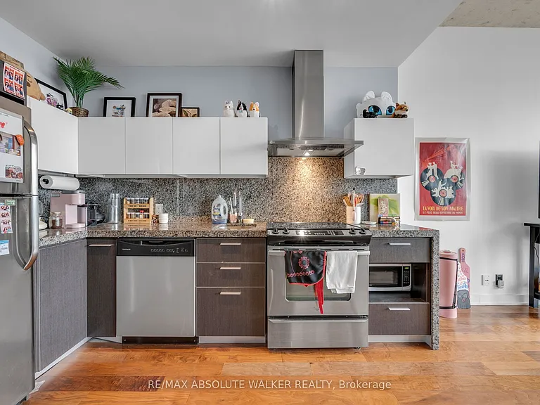 360 McLeod St #717 — Photo 19