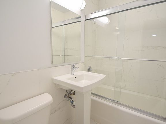 No Window Reno Bathroom