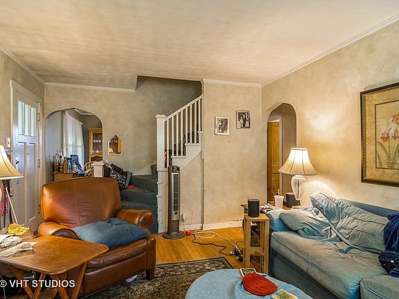 3rd image of 9139 Marion Ave