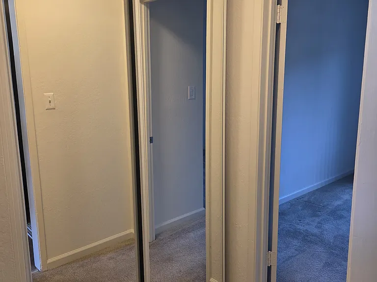 Tropic Sands Apartments — Photo 45