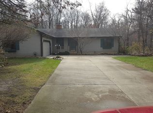 7520 Carmel Ln, Grand Ledge, MI 48837