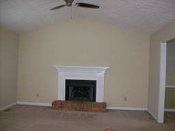 5th image of 403 Walnut Dr