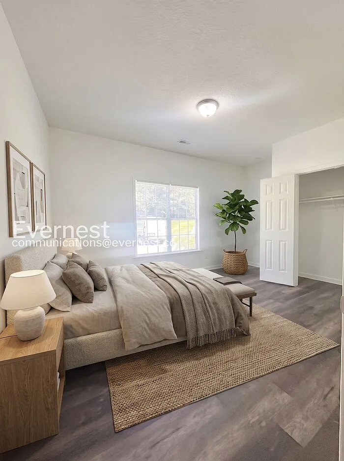 3 bed, 2.0 bath, 1344 sqft, $1,500 — Photo 4