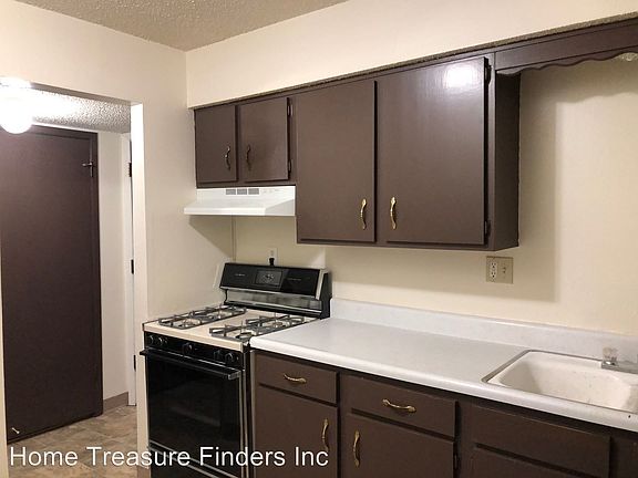 3rd image of 3303 Wood Ave APT 22