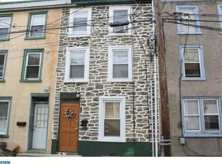 4446 Baker St, Philadelphia, PA 19127