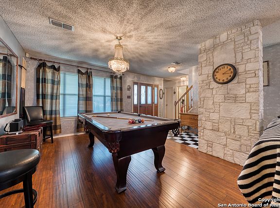 5th image of 3406 Wimbledon Dr