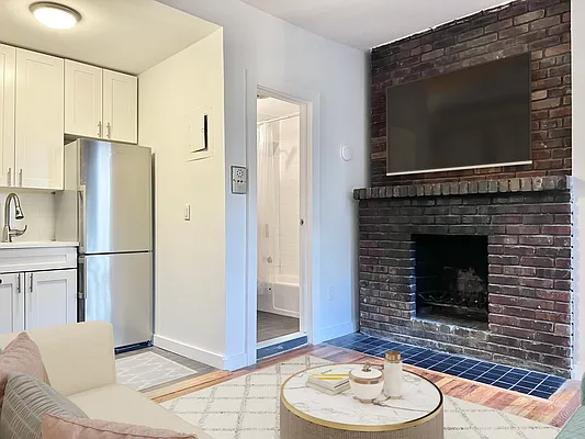 Rented by Voro NYC | media 3