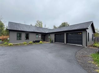 7409 Mapleview Rd, Cicero, NY 13039