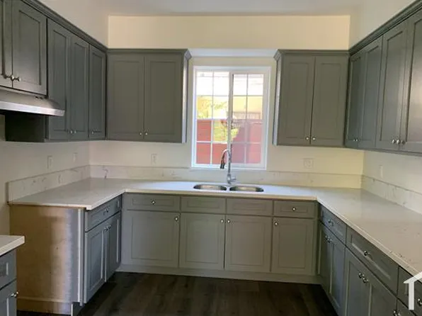 2634 S Harvard Blvd, Los Angeles, CA 90018