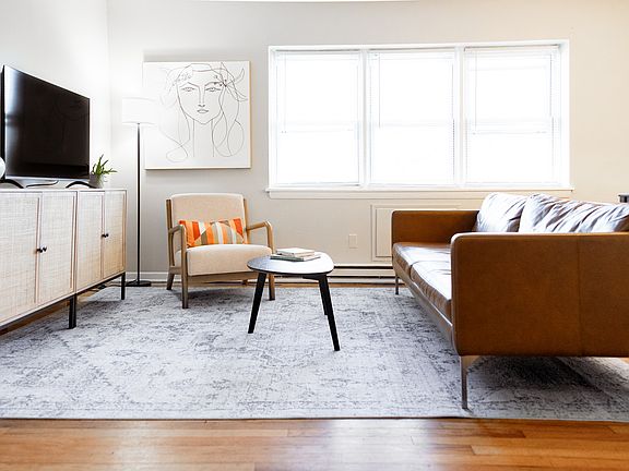 2nd image of 212 Sheffield Ave #8