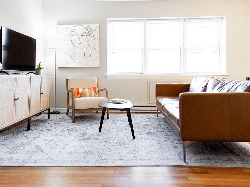 1st image of 212 Sheffield Ave #5A