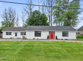 689 N Main St, Sheffield, MA 01257
