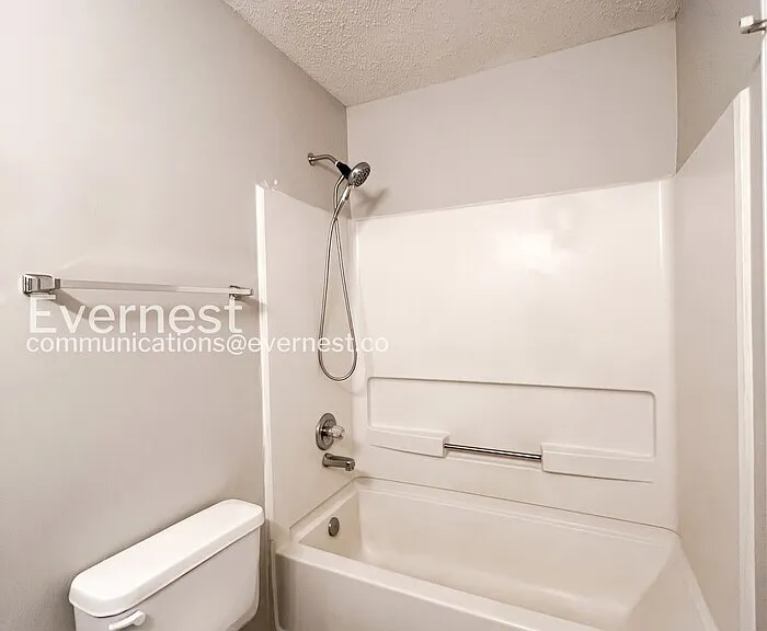 7594 Iris Dr — Photo 12
