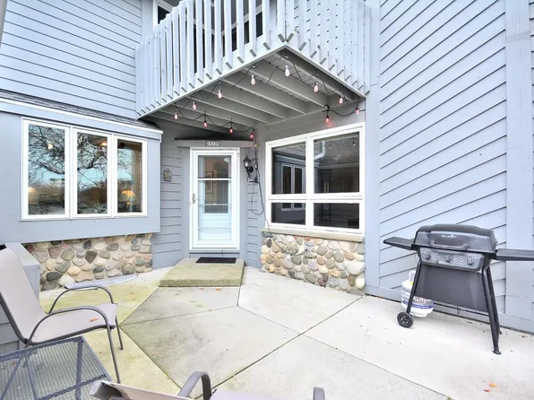 15735 West Brook DRIVE, New Berlin, WI 53151