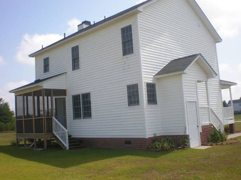 2nd image of 2311 Pines Crossing Way