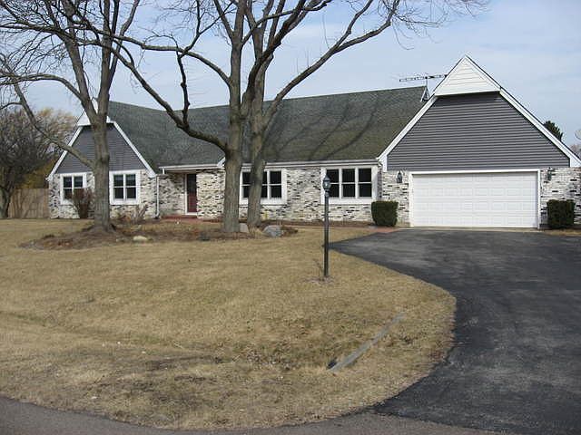 1st image of 41W060 Dillonfield Dr