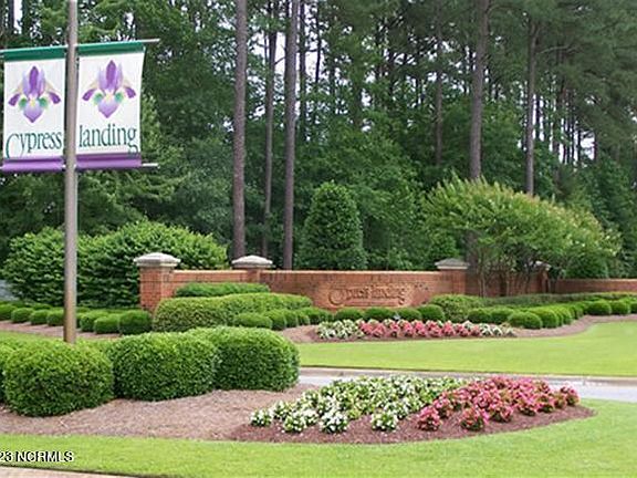 3rd image of 211 Ashley Lane