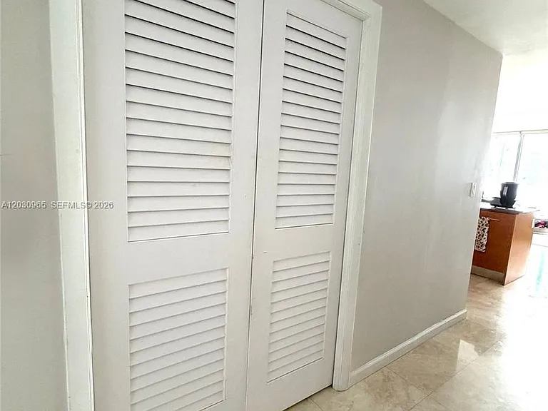 475 Brickell Ave — Photo 8