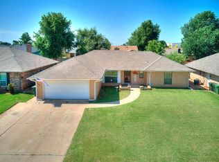 120 W Vail Dr, Yukon, OK 73099