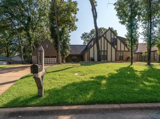 1205 Windsong Ln, Longview, TX 75604
