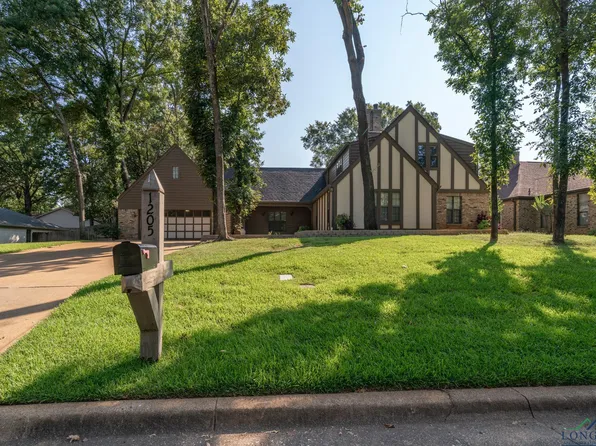1205 Windsong Ln, Longview, TX 75604
