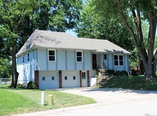8120 Kentucky Ave, Raytown, MO 64138