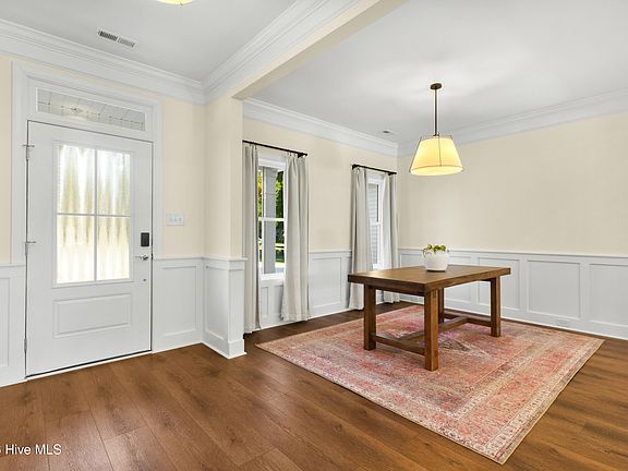 5th image of 116 Whitford Lane