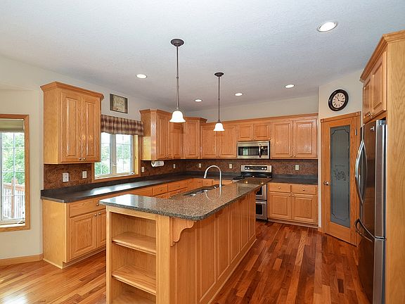 2nd image of 12851 Yellow Pine St NW