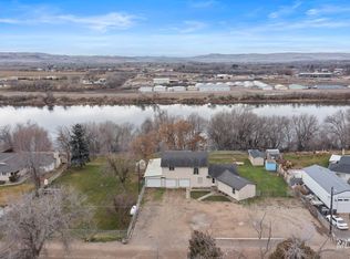 26433 Riverview Rd, Wilder, ID 83676